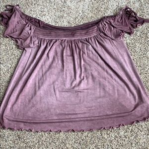 Off the shoulder American Eagle shirt